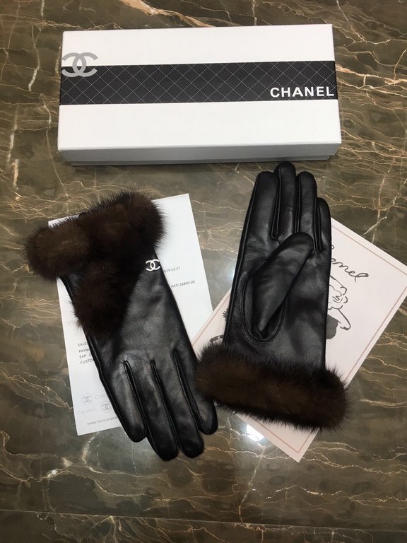 Chanel new high-grade sheepskin gloves    leather feel first-class with the mink fur kill the market ordinary goods    goddess preferred can not be missed       100% selection of imported sheepskin Leather fine and soft 