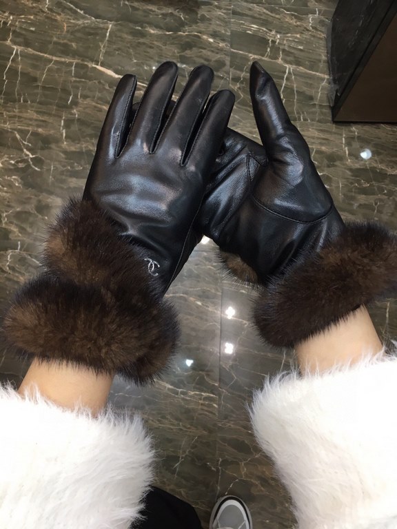 Chanel new high-grade sheepskin gloves    leather feel first-class with the mink fur kill the market ordinary goods    goddess preferred can not be missed       100% selection of imported sheepskin Leather fine and soft 