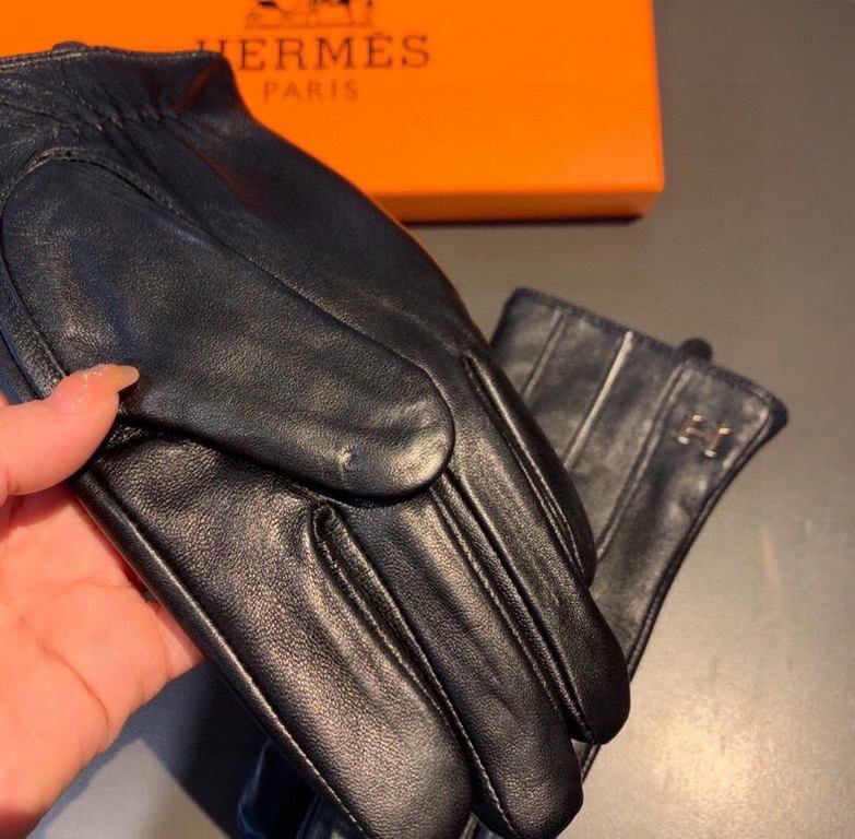 2022 new exclusive first  touch screen gloves Hermes (original quality) official website synchronization women's new high-grade sheepskin gloves    goddesses set of the United States preferred must be unmissable    100 p