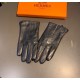 2022 new exclusive first  touch screen gloves Hermes (original quality) official website synchronization women's new high-grade sheepskin gloves    goddesses set of the United States of America preferred must be unmissab