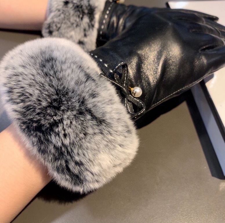 Chanel Chanel 2023 fall and winter lazy rabbit hair sheepskin gloves   cell phone touch screen, worth comparing     the same paragraph of different qualities, kill the market poor products, imported first-class sheepskin