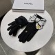 2022 new Chanel Chanel counter new wool gloves, fashion gloves, fall and winter warm padded lining, on the hand super comfortable and soft, versatile! Matching box   even size