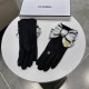 2022 new Chanel Chanel counter new wool gloves, fashion gloves, fall and winter warm padded lining, on the hand super comfortable and soft, versatile! Matching box   even size