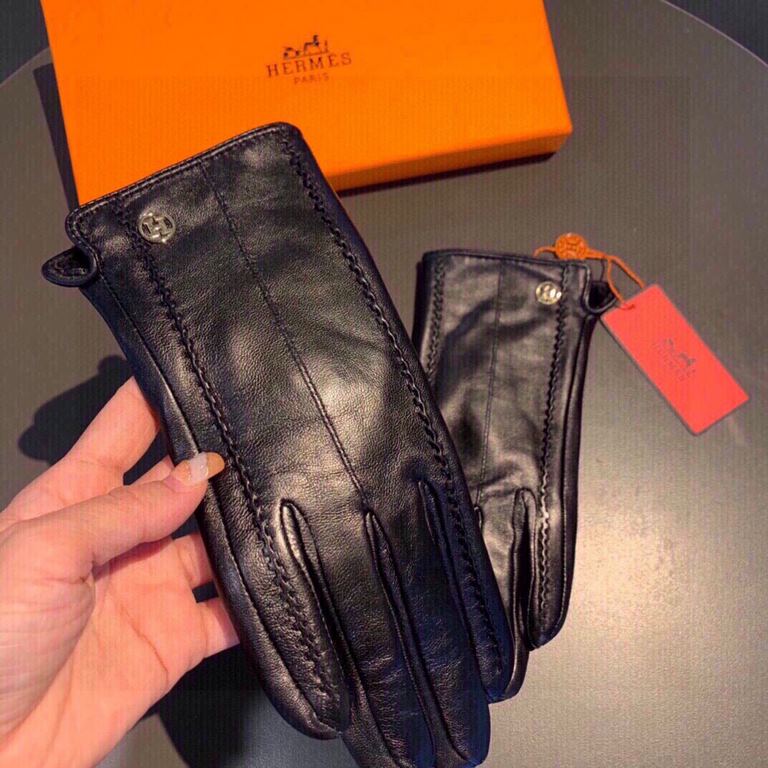 2021 new exclusive first  touch screen gloves Hermes (original quality) official website synchronization women's new high-grade sheepskin gloves    goddesses set of the United States preferred must be unmissable    100 p