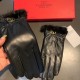 2022 new exclusive first  Valentino VALENTINO mink fur trim touch screen women's gloves [original quality] official website synchronization women's new high-grade sheepskin gloves    goddess preferred can not be missed  