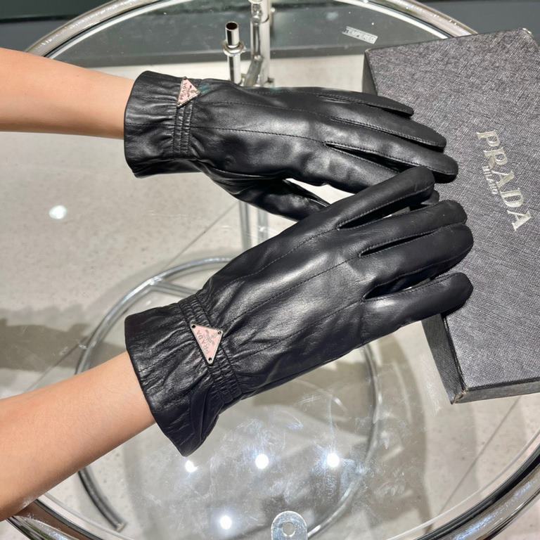 2022 new exclusive first  touch screen gloves Prada   edge gloves [original quality] official website synchronization ladies new high-grade sheepskin gloves    goddesses preferred can not be missed      hundred percent s