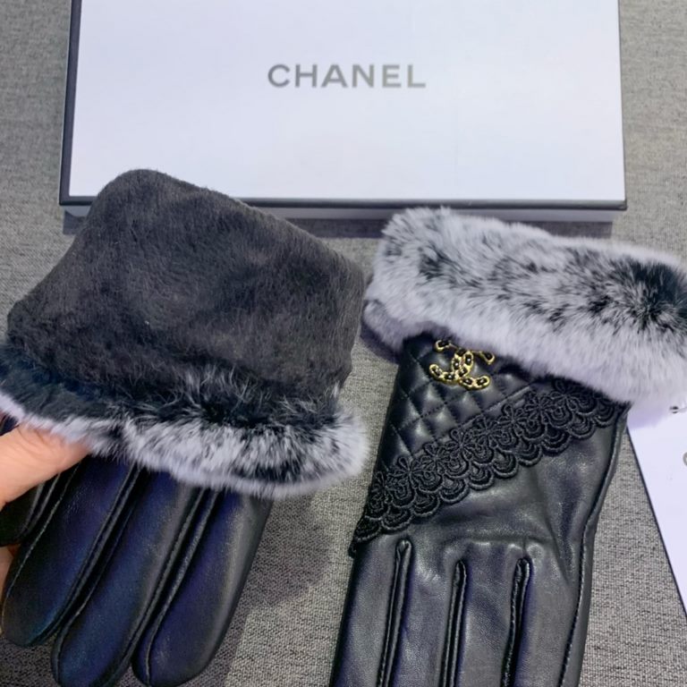 with packagingChanel Chanel 2022 Lace Double C Autumn and Winter Lazy Rabbit Fur Sheepskin Gloves   mobile touch screen, worth comparing     the same paragraph different quality, kill the market poor product, imported fi