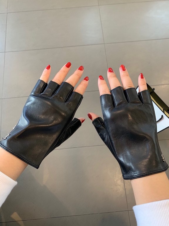 Chanel fall and winter new women's gloves official website synchronization    imported sheepskin leather ultra-thin soft and comfortable lining silk lining Size M L