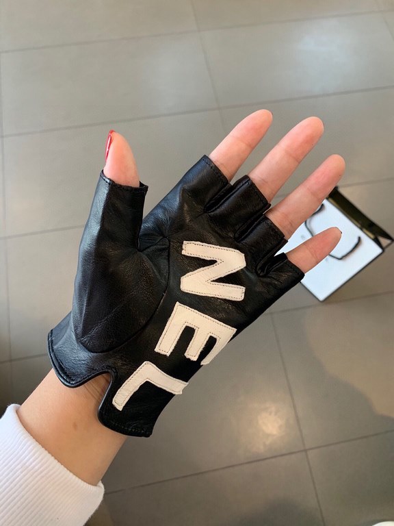 Chanel fall and winter new women's gloves official website synchronization    imported sheepskin leather ultra-thin soft and comfortable lining silk lining Size M L