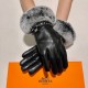 Hermes fall and winter lazy rabbit   sheepskin gloves   mobile touch screen, worth comparing    the same model with different quality, kill the market poor products, imported first-class sheepskin  lazy rabbit hair linin