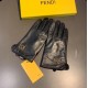 Fendi FENDI  2022 fall and winter sheepskin embroidered gloves     cell phone touch screen, worth comparing     the same paragraph of different quality, kill the market poor products, imported first-class sheepskin  lini