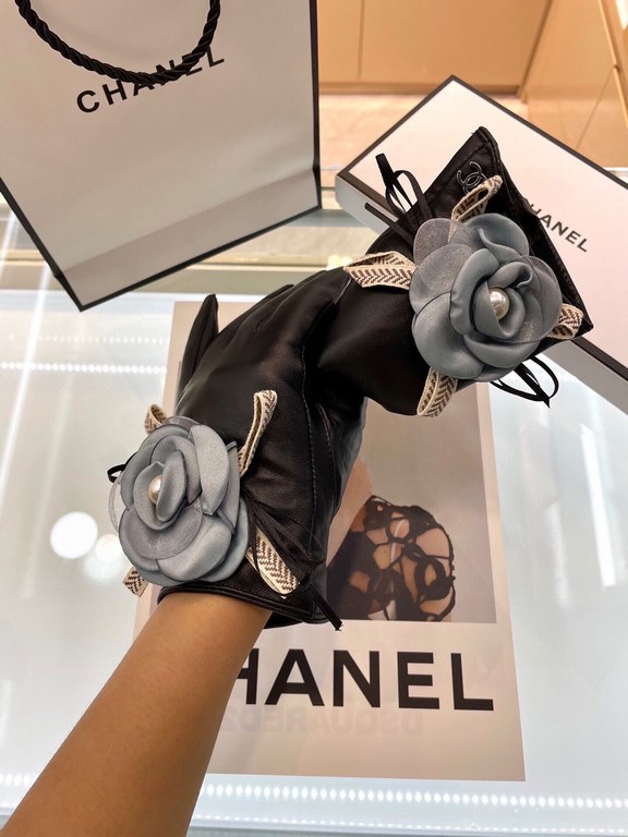 New exclusive first Chanel rose   series celebrity style [original quality] women's new high-grade sheepskin gloves     goddess preferred can not be missed   imported sheepskin Leather is soft and delicate recognized imp