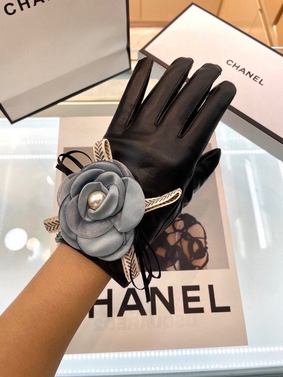 New exclusive first Chanel rose   series celebrity style [original quality] women's new high-grade sheepskin gloves     goddess preferred can not be missed   imported sheepskin Leather is soft and delicate recognized imp