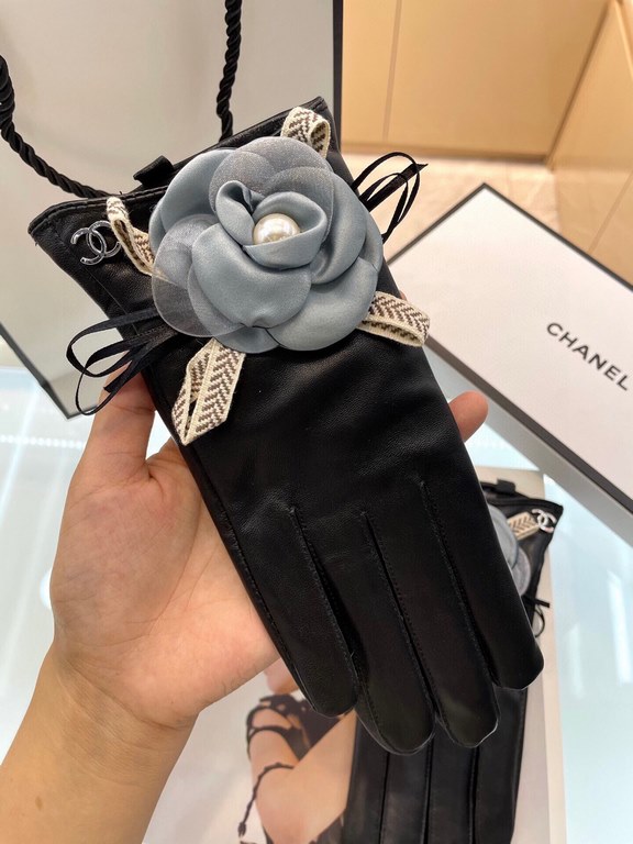 New exclusive first Chanel rose   series celebrity style [original quality] women's new high-grade sheepskin gloves     goddess preferred can not be missed   imported sheepskin Leather is soft and delicate recognized imp