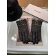 Chanel Chanel latest chain  full hand knitted double C    touch screen gloves, made of imported Esse sheepskin  , silk lining [hee-haw] [hee-haw] cost-effective is very high,   , the goddess must-have