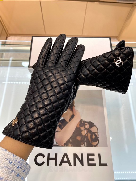 Chanel fall and winter women's gloves    imported sheepskin Leather ultra-thin soft and comfortable texture super group One size