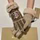 P with packaging, Burberry BURBERRY counter new wool touch screen gloves fashion gloves, fall and winter warm padded lining, classic plaid, super comfortable and soft on the hand, versatile average code