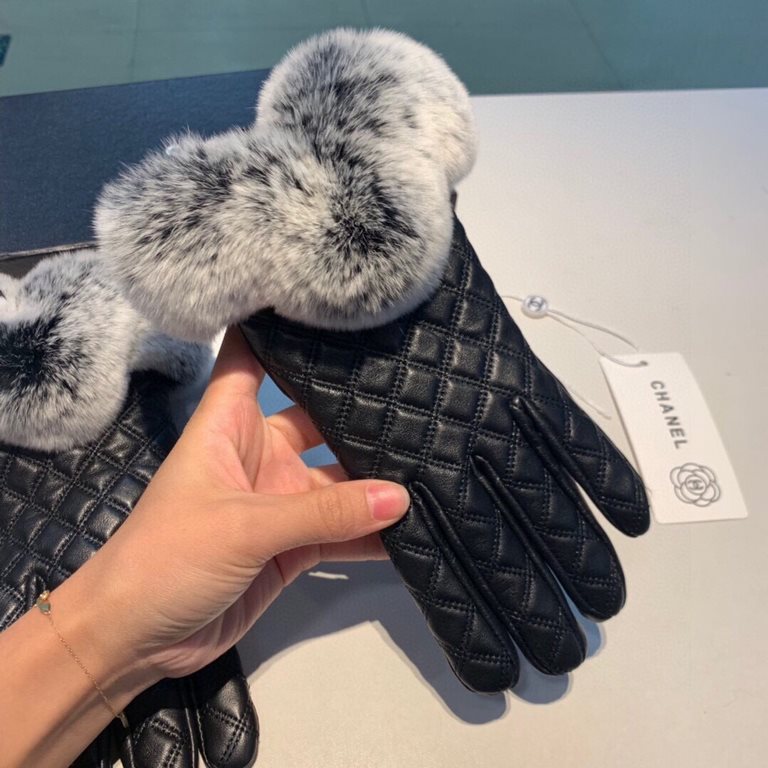 Chanel Chanel 2022 fall and winter lazy rabbit hair sheepskin gloves   cell phone touch screen, worth comparing     the same paragraph of different qualities, kill the market poor products, imported first-class sheepskin