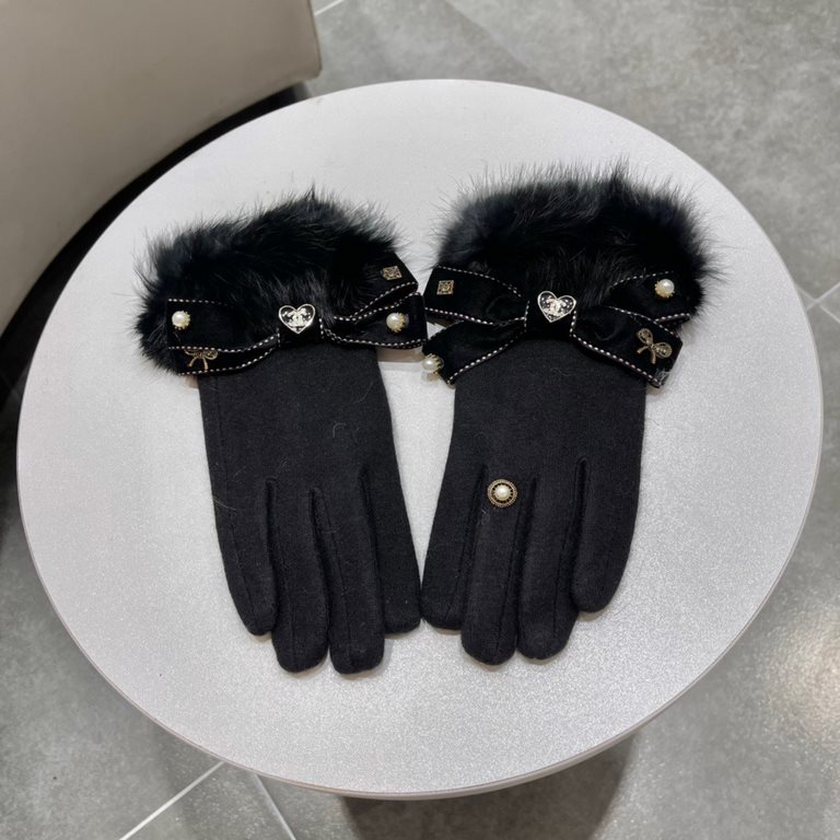 Chanel Chanel 2022 fall and winter lazy rabbit hair wool gloves   worth comparing     the same paragraph of different quality, kill the market poor product, wool ten lazy rabbit hair lining padded   classic but not fashi