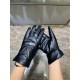 Embroidery touch screen women's gloves LV [original quality] official website synchronization women's new high-grade sheepskin gloves    goddess preferred can not be missed    hundred percent of the selection of imported