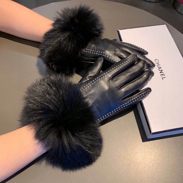 With packaging2022 CHANEL   Italian export original single tail single touch screen gloves, using top white goatskin  raccoon fur, absolute goddess set of beauty   noblewoman models feel softer and more delicate skin-fri