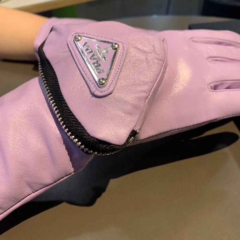 With packaging2022 new exclusive first  touch screen gloves   Prada in the opening gloves [original quality] official synchronization of the official website women's new high-grade sheepskin gloves    goddesses preferred