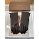 Pictures (women's models)   touch screen gloves BV couple models   [original quality] 100% selection of imported sheepskin Leather fine and soft Recognition of imported sheepskin has a feel    cashmere lining to keep war