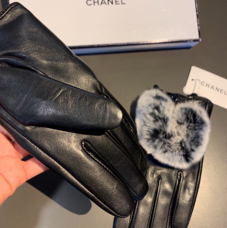 with packagingChanel Chanel 2022 love  fall and winter lazy rabbit hair sheepskin gloves   mobile touch screen, worth comparing     the same paragraph of different quality, kill the market poor product, imported first-cl