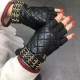 Explosion to   [top original single] official website synchronization women's new high-grade sheepskin gloves     100% selection of imported lambskin lined with cashmere warm and comfortable better Leather luster bright 