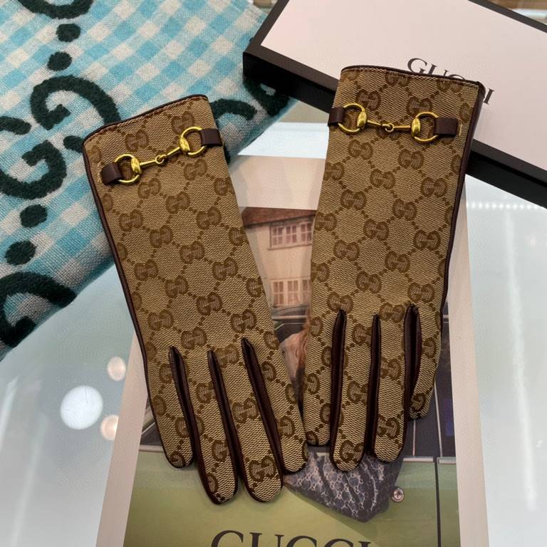 Gucci  burst to   [top original single] official website synchronization women's new high-grade sheepskin gloves     100% selection of imported sheepskin lining velvet lining warmth and comfort better Leather luster brig