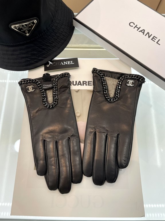 Chanel's latest original gloves   using imported polished leather original single quality official synchronization women's new high-grade sheepskin gloves     100% selection of imported lambskin lining velvet lining warm