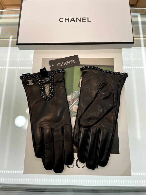 Chanel's latest original gloves   using imported polished leather original single quality official synchronization women's new high-grade sheepskin gloves     100% selection of imported lambskin lining velvet lining warm