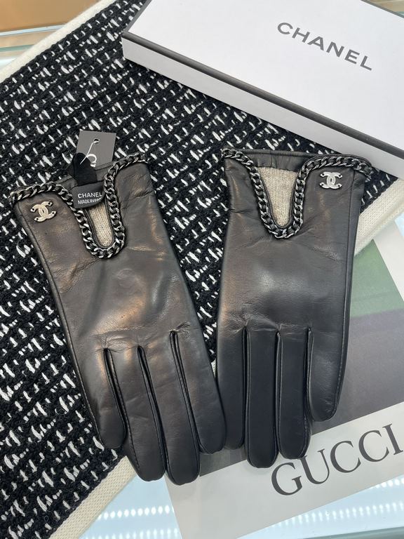 Chanel's latest original gloves   using imported polished leather original single quality official synchronization women's new high-grade sheepskin gloves     100% selection of imported lambskin lining velvet lining warm