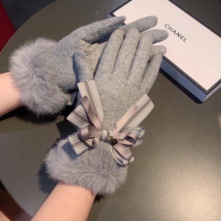 .Chanel Chanel 2022 fall and winter lazy rabbit wool wool gloves   worth comparing     the same paragraph of different quality, kill the market poor product, wool ten lazy rabbit hair lining padded   classic but not fash