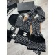 C family. [Three-piece wool suit hat  scarf  gloves] classic suit hat! Warm and super comfortable ~ winter Miss ageing artifacts Oh ~ this winter you are missing such a set of suit hat la ~ and warm and stylish! Men's an