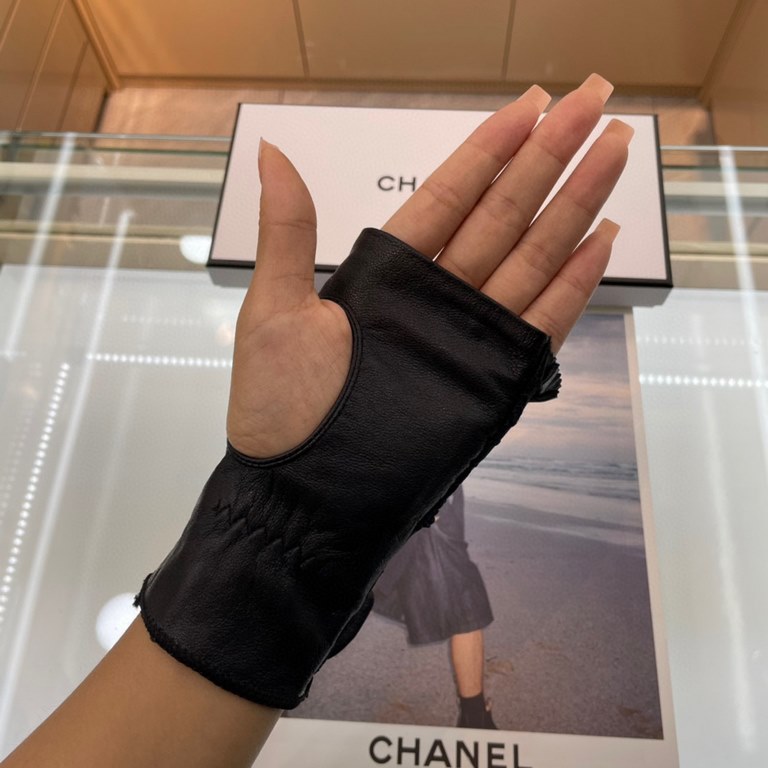 Chanel ~ Chanel latest models lace mesh half finger models fashion gloves women's flavor    average size