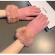 with packagingChanel Chanel 2022 fall and winter lazy rabbit hair wool gloves   worth comparing     the same paragraph of different quality, kill the market poor product, wool ten lazy rabbit hair lining padded   classic