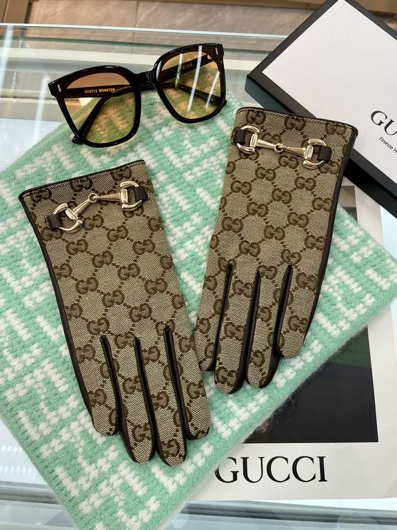 Gucci  burst to   [top original single] official website synchronization women's new high-grade sheepskin gloves     100% selection of imported lambskin lining velvet lining warmth and comfort better Leather luster brigh