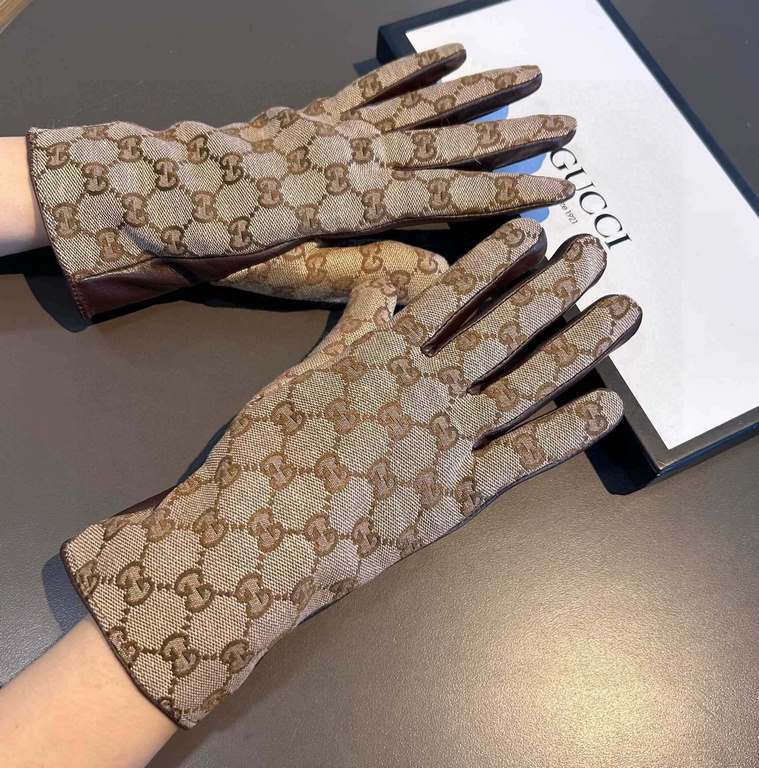 2023 new exclusive first   touch screen gloves Gucci Gucci new high-grade sheepskin gloves    goddesses set the United States preferred can not be missed    hundred percent of the selection of imported sheepskin Leather 