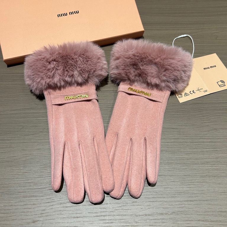 Miu Miu 2023 fall and winter lazy rabbit hair wool gloves   worth comparing     the same paragraph of different quality, kill the market poor product, wool ten lazy rabbit hair lining padded   classic but not fashionable