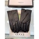 GUCCI new men's leather gloves, imported from Ethiopia touch screen sheepskin, the back of the hand at the personalized LOGO design, GUCCI and LOVED, small openings at the wrist to adjust the size of the total to make yo