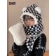 Chanel Chanel winter cute rabbit hair black and white squares color blocking hat scarf gloves a three-piece set of padded cold warm scarf