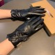 PackagingBurberry BURBERRY counter new sheepskin gloves, fashion gloves, fall and winter warm padded lining, classic simple   on the hand super comfortable and soft, versatile! Size ML