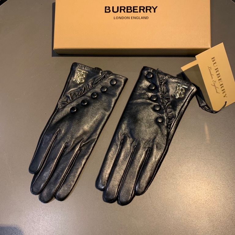 PackagingBurberry BURBERRY counter new sheepskin gloves, fashion gloves, fall and winter warm padded lining, classic simple   on the hand super comfortable and soft, versatile! Size ML