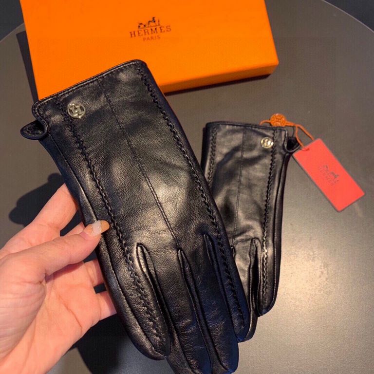 2022 new exclusive first  touch screen gloves Hermes (original quality) official website synchronization women's new high-grade sheepskin gloves    goddesses set of the United States preferred must be unmissable    100 p