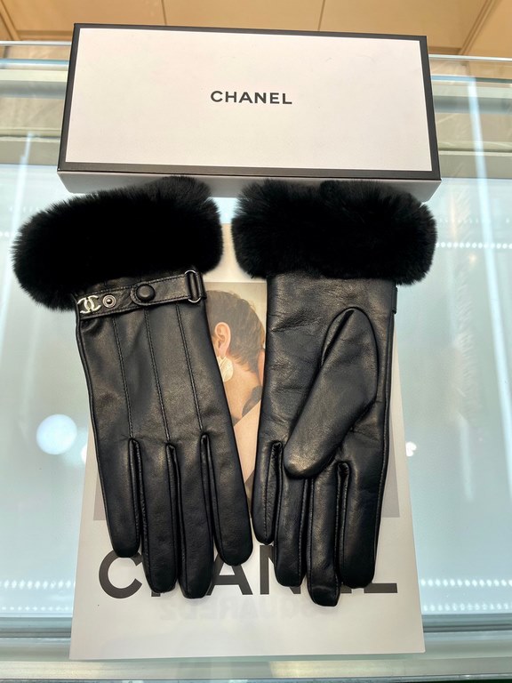 New exclusive first Chanel Chanel ladies new high-grade sheepskin gloves    goddess preferred can not miss      First-grade sheepskin Leather fine and soft cashmere lining to keep warm better goddesses set of the United 