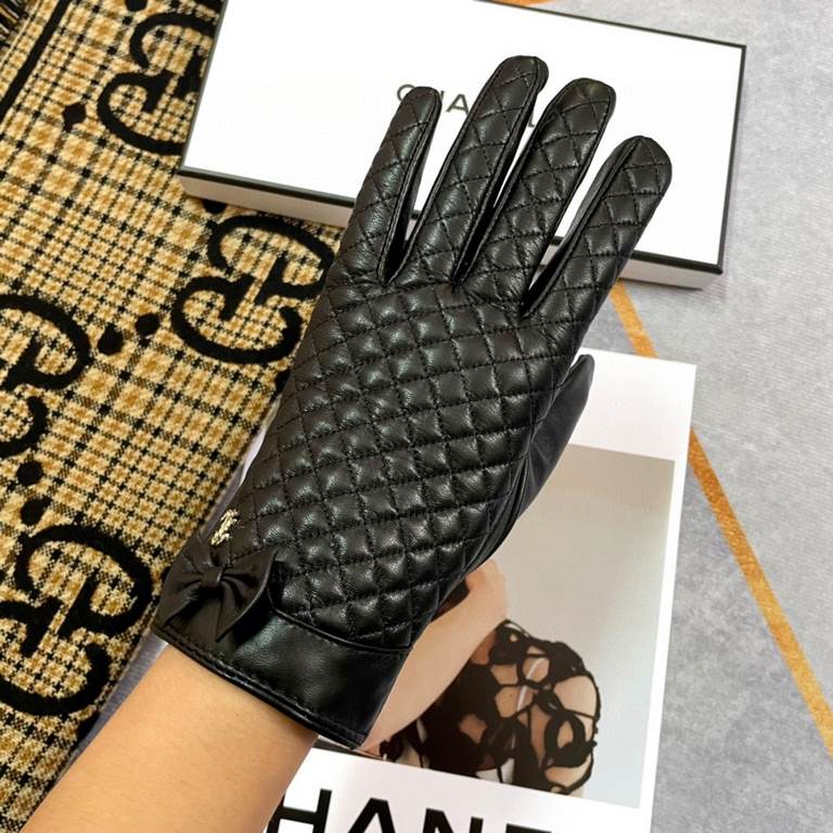 chanel new ladies gloves first grade sheepskin leather ultra-thin soft and comfortable special show hand shape    texture superbSize M L