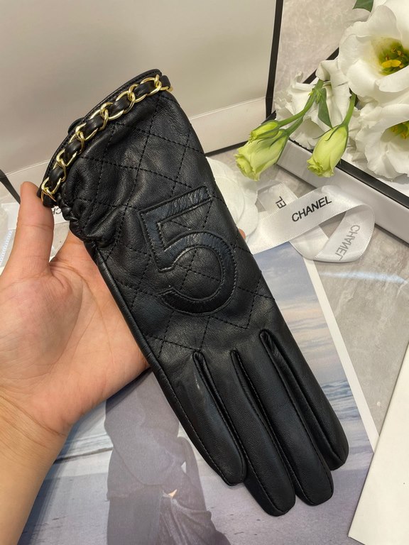 Explosion to   [top original single] official website synchronization women's new high-grade sheepskin gloves     100% selection of imported lambskin lining sheepskin lining Leather luster bright full soft delicate feel 