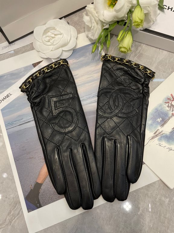 Explosion to   [top original single] official website synchronization women's new high-grade sheepskin gloves     100% selection of imported lambskin lining sheepskin lining Leather luster bright full soft delicate feel 