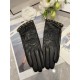 Explosion to   [top original single] official website synchronization women's new high-grade sheepskin gloves     100% selection of imported lambskin lining sheepskin lining Leather luster bright full soft delicate feel 